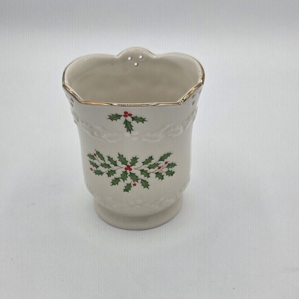 Lenox Christmas Holiday Holly Berries Votive Candle Holder Porcelain